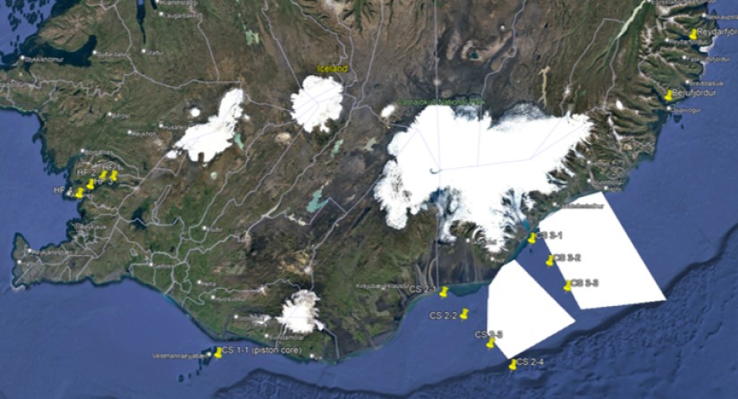 DEHEAT-bemonsteringslocaties rond IJsland tijdens de Belgica-expeditie 2023 (Beeld: Google Maps 2023 - TerraMetrics 2023, DEHEAT)
